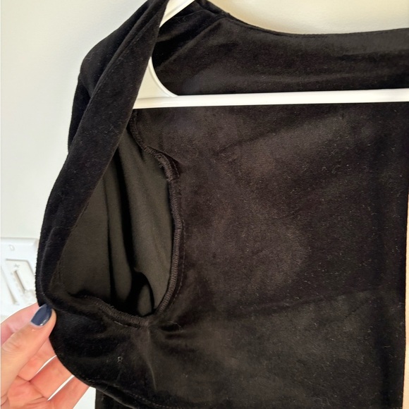 House of CB Harmony Black Stretch Velvet Cropped Bolero Shall Jacket Size Large - Picture 4 of 9